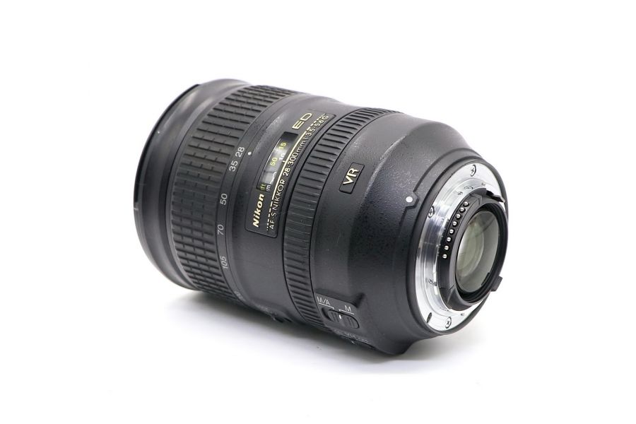 Nikon 28-300mm f/3.5-5.6G ED AF-S Nikkor в упаковке 