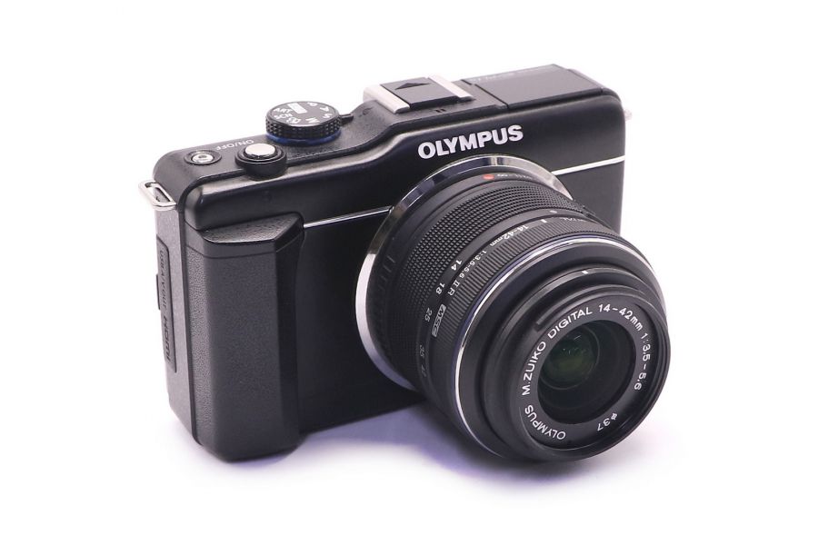 Olympus pen E-PL1S kit (пробег 3455 кадров)