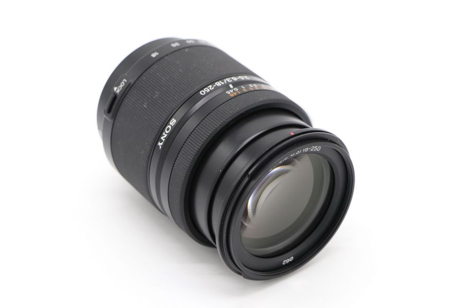 Sony DT 18-250mm f/3.5-6.3 SAM (SAL-18250)