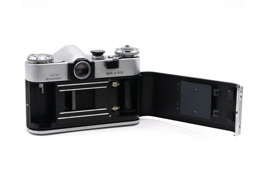 Зенит Е + Гелиос-44 (СССР, 1966г.) 