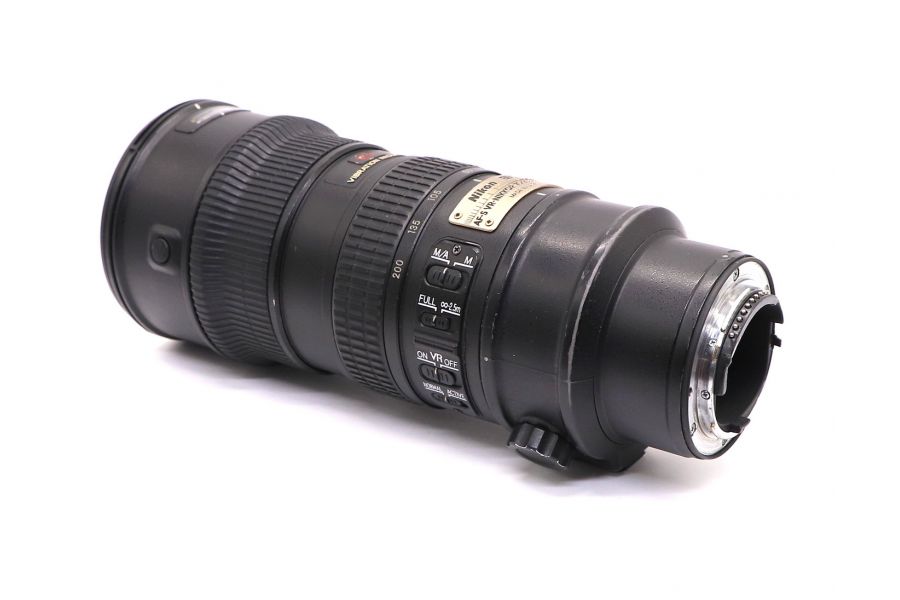 Nikon 70-200mm f/2.8G ED AF-S VR 