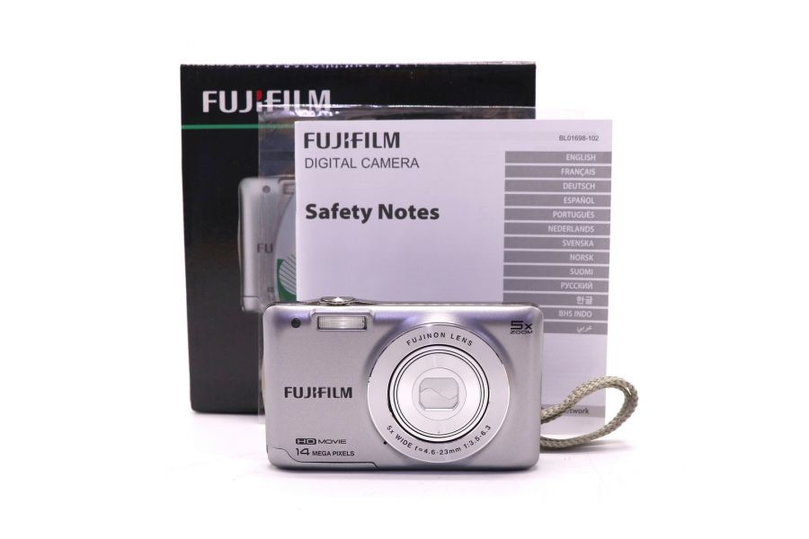 Fujifilm FinePix JX600 в упаковке
