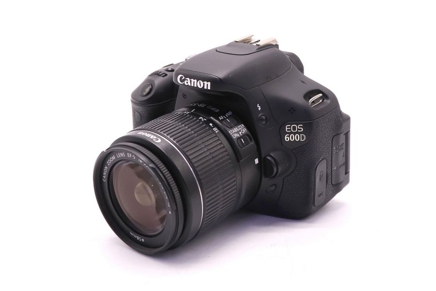 Canon EOS 600D kit (пробег 7515 кадров)
