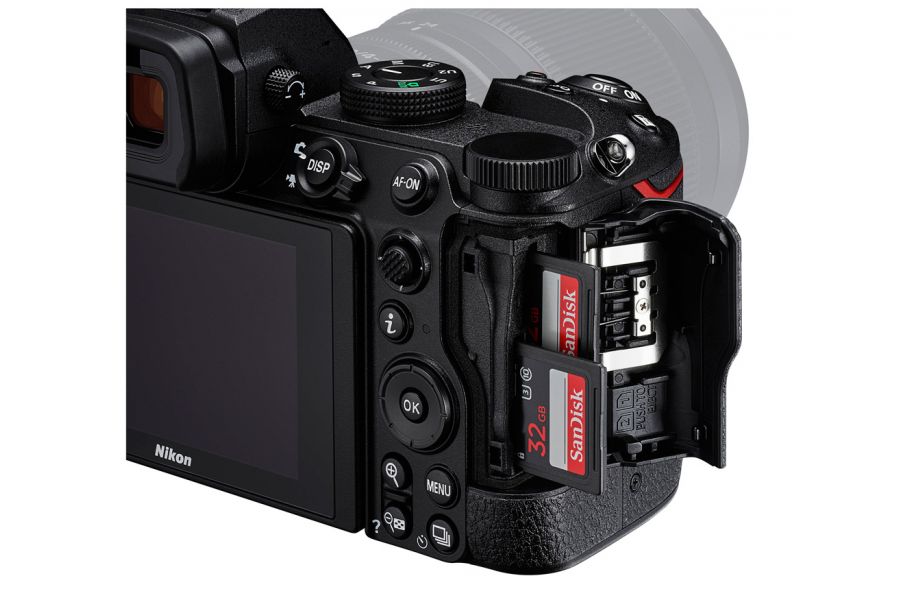 Беззеркальная камера Nikon Z5 body в упаковке