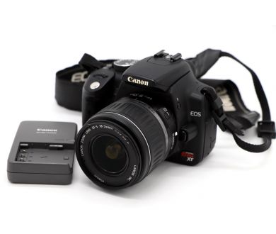 Canon EOS Rebel XT kit