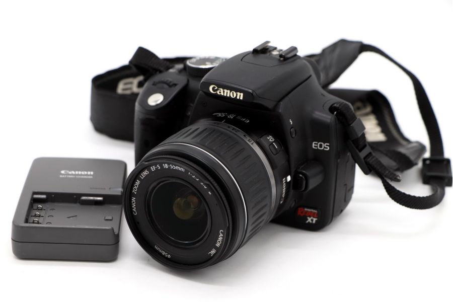 Canon EOS Rebel XT kit