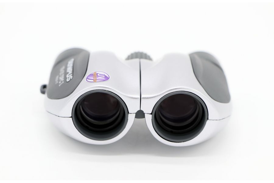 Бинокль Olympus 10x21 DPC I новый