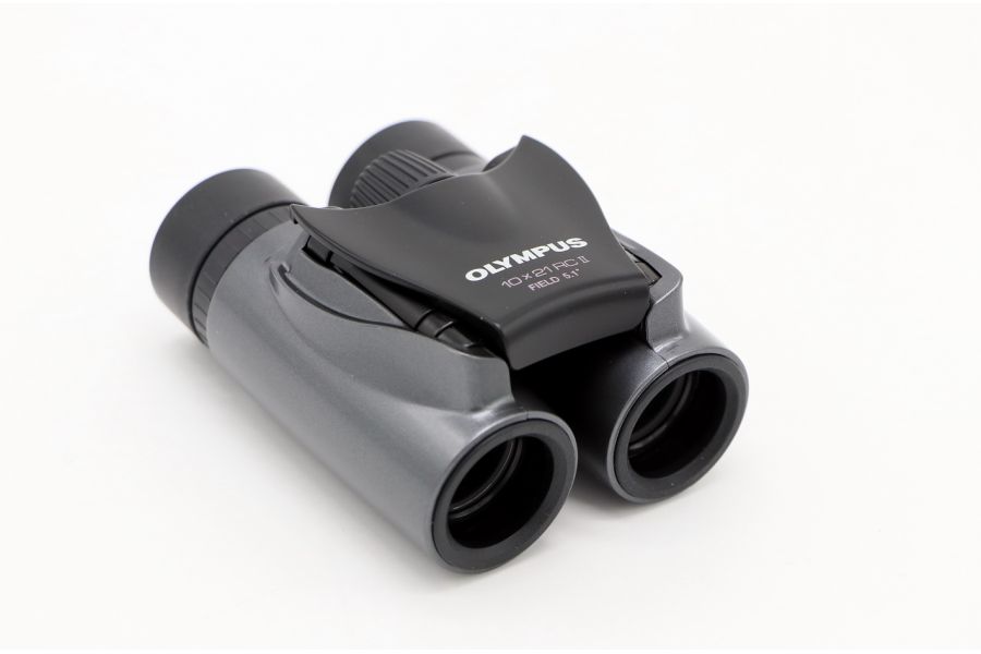 Бинокль Olympus 10x21 RC II новый