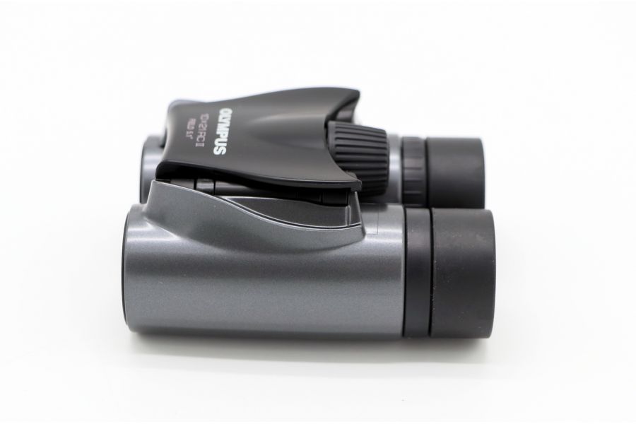 Бинокль Olympus 10x21 RC II новый