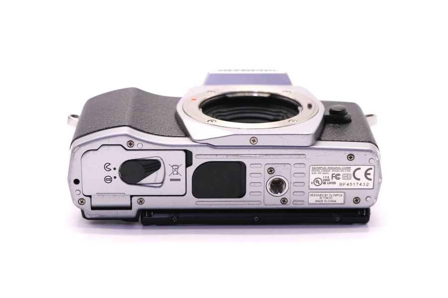 Olympus OM-D E-M5 body в упаковке (пробег 36185 кадров)