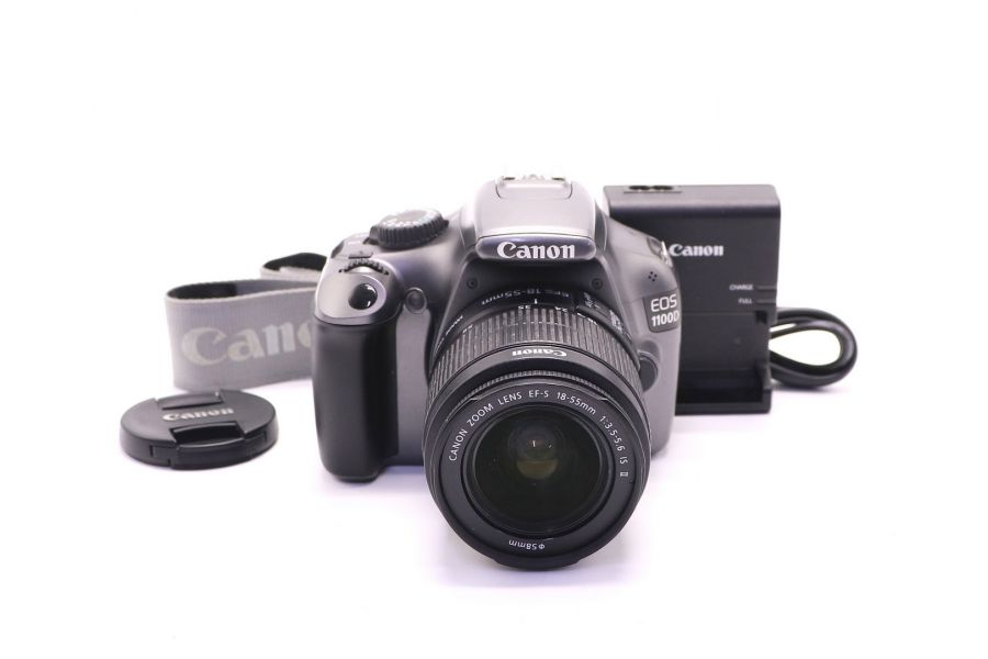 Canon EOS 1100D kit (пробег 7780 кадров)