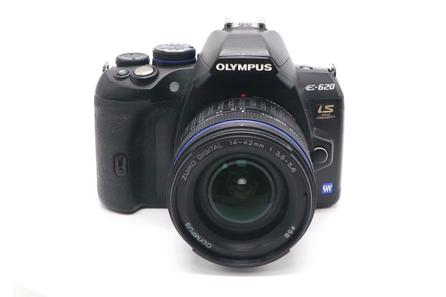 Olympus E-620 kit (пробег 25510 кадров)