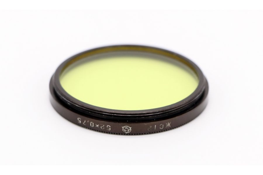 Светофильтр ЖС-12 52х0,75 / 52mm
