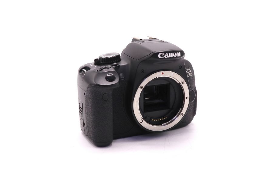 Canon EOS 650D body в упаковке (пробег 1910 кадров)