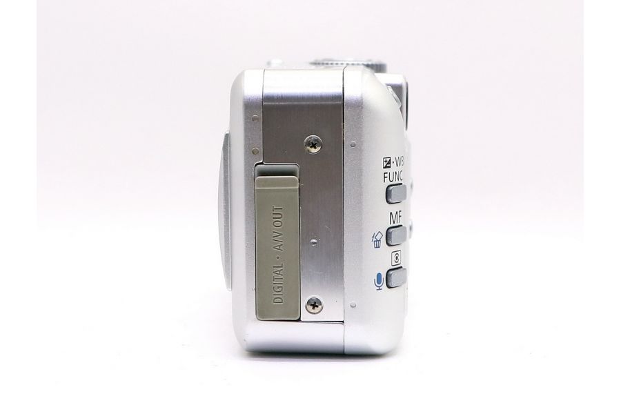 Canon PowerShot S50 в упаковке