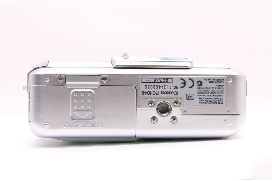 Canon PowerShot S50 в упаковке