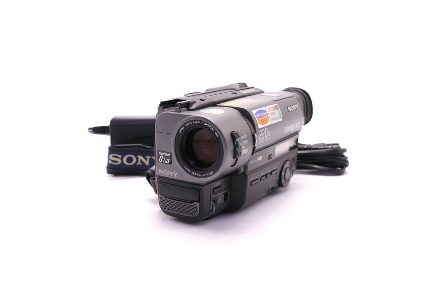 Видеокамера цифровая Sony CCD-TR512 (Japan)