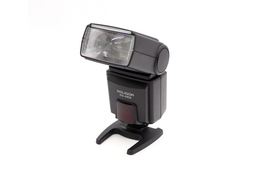 Фотовспышка Soligor DG-420Z for Pentax в упаковке