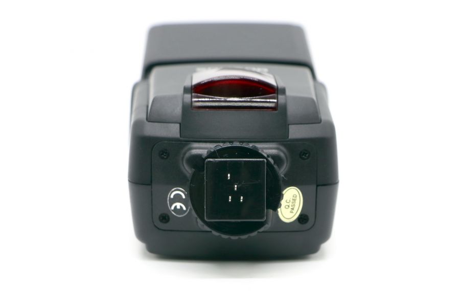 Фотовспышка Soligor DG-420Z for Pentax в упаковке