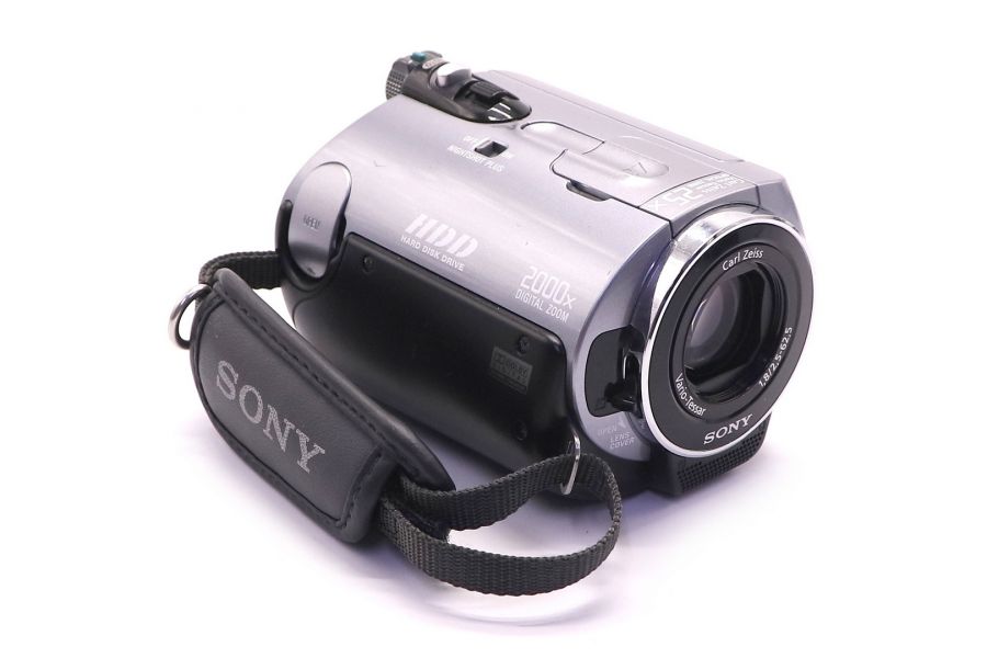 Видеокамера Sony DCR-SR82
