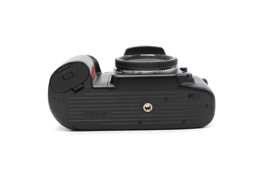 Nikon F60 body в упаковке