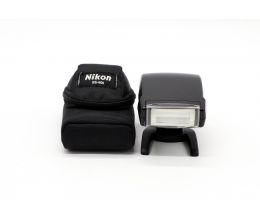 Фотовспышка Nikon Speedlight SB-400 