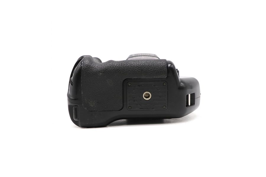 Canon EOS 5 body + хват (б/у)