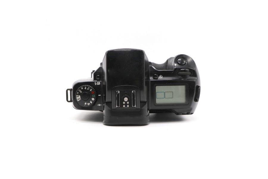 Canon EOS 5 body + хват (б/у)