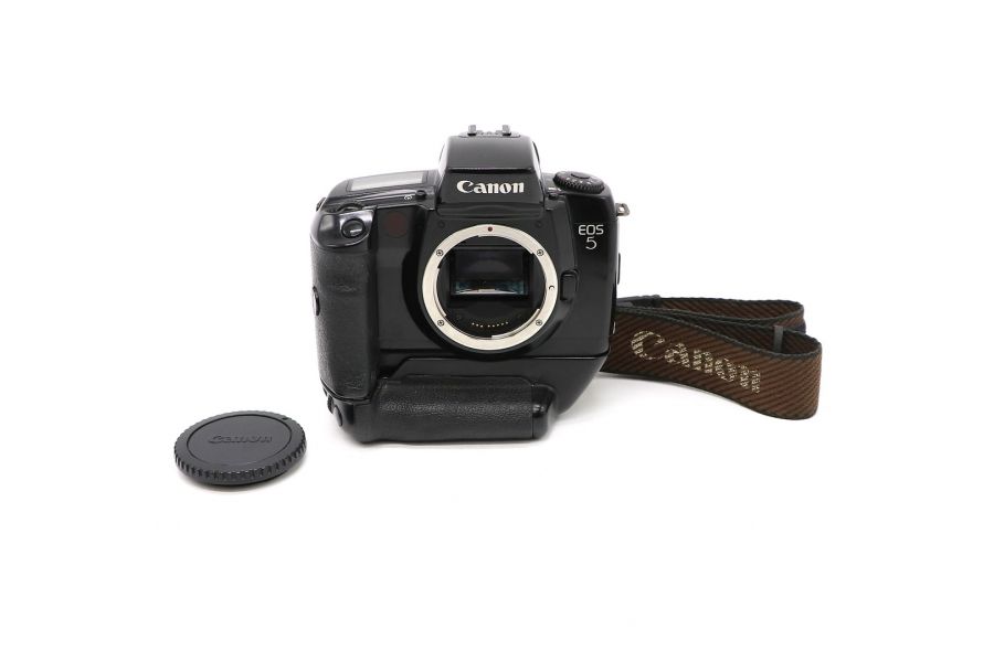 Canon EOS 5 body + хват (б/у)