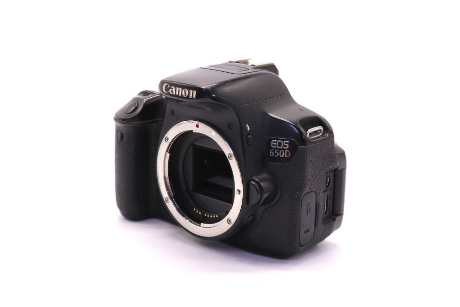 Canon EOS 650D body (пробег 64575 кадров)