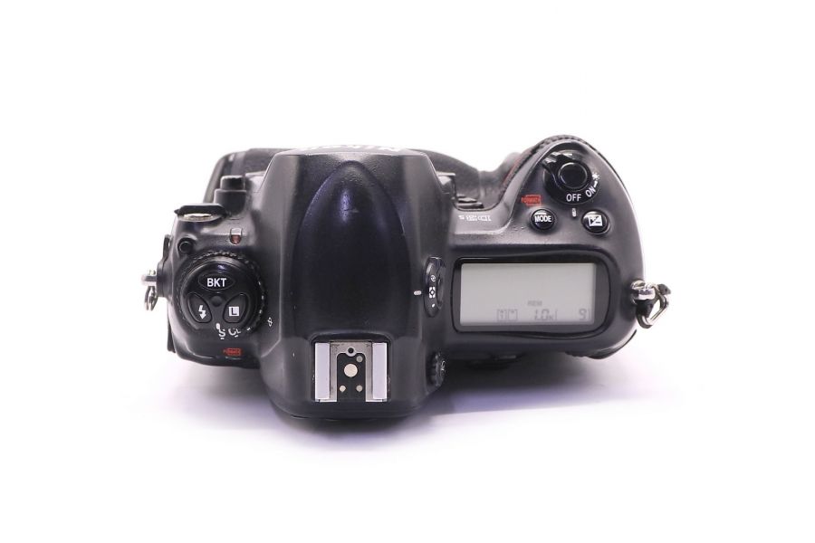 Nikon D3S body в упаковке (пробег 1367635 кадров)