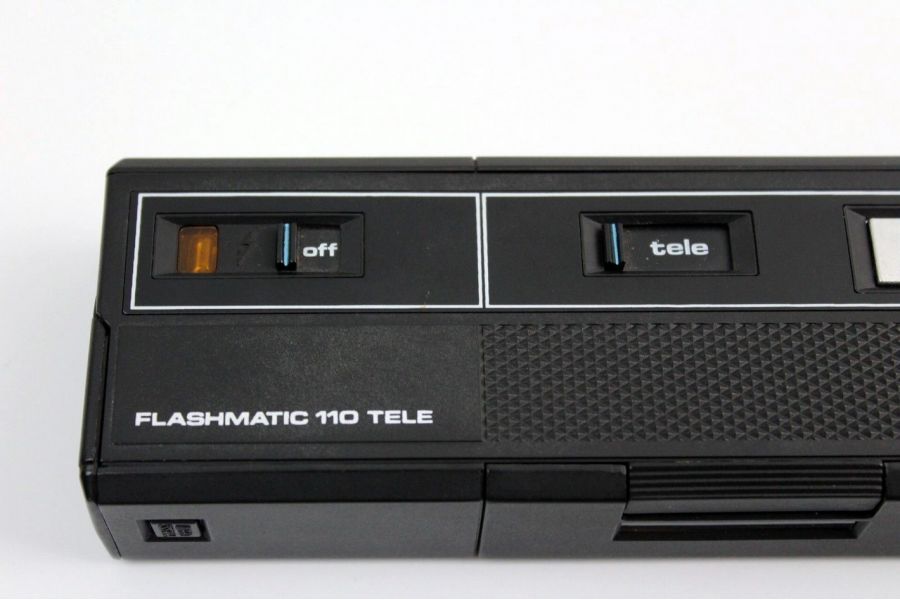 Halina STB flashmatic 110 tele (Hong Kong, 1975)