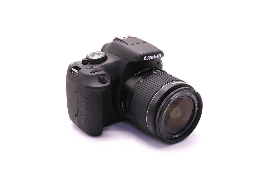 Canon EOS 2000D kit в упаковке (пробег 5 кадров)
