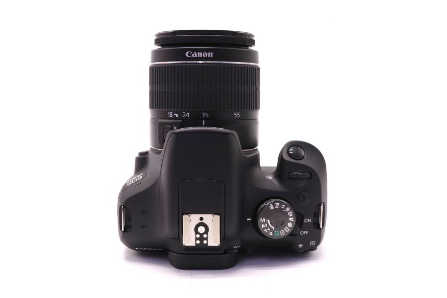 Canon EOS 2000D kit в упаковке (пробег 5 кадров)