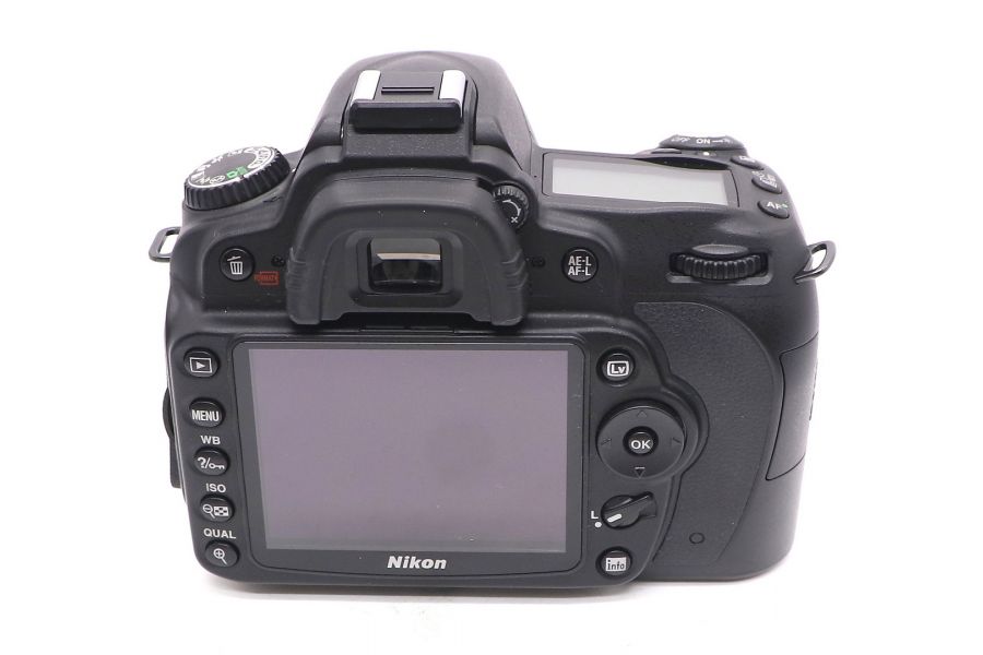 Nikon D90 body в упаковке (пробег 2745 кадров)