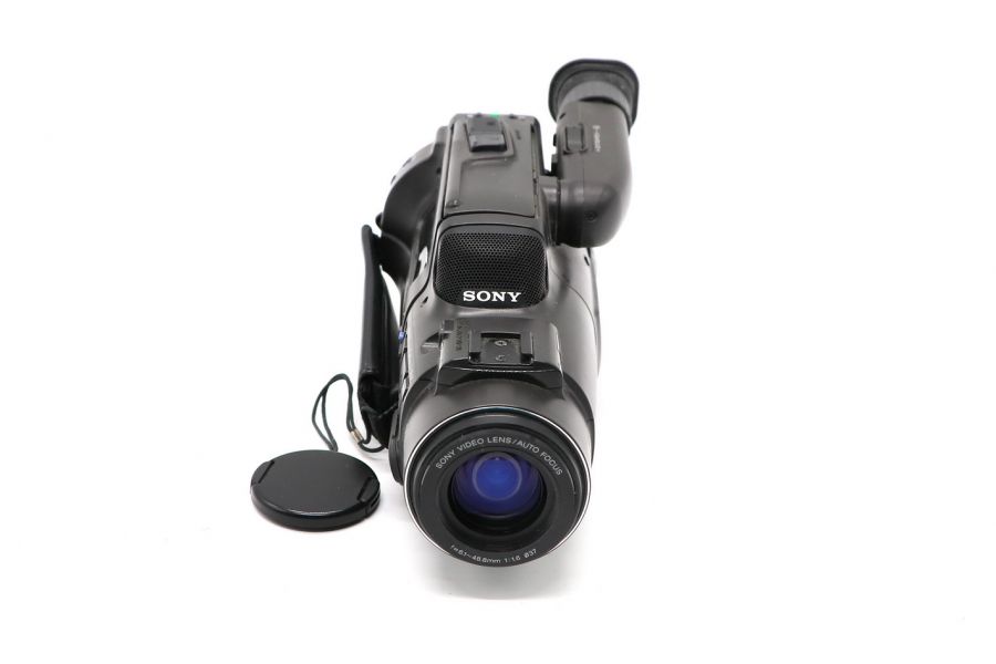 Видеокамера Sony CCD-FX200E