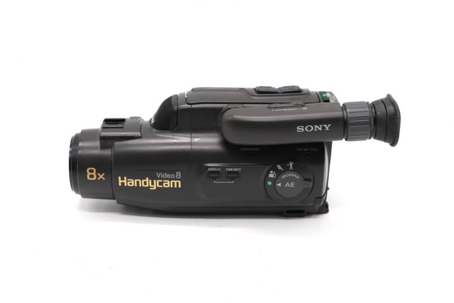 Видеокамера Sony CCD-FX200E