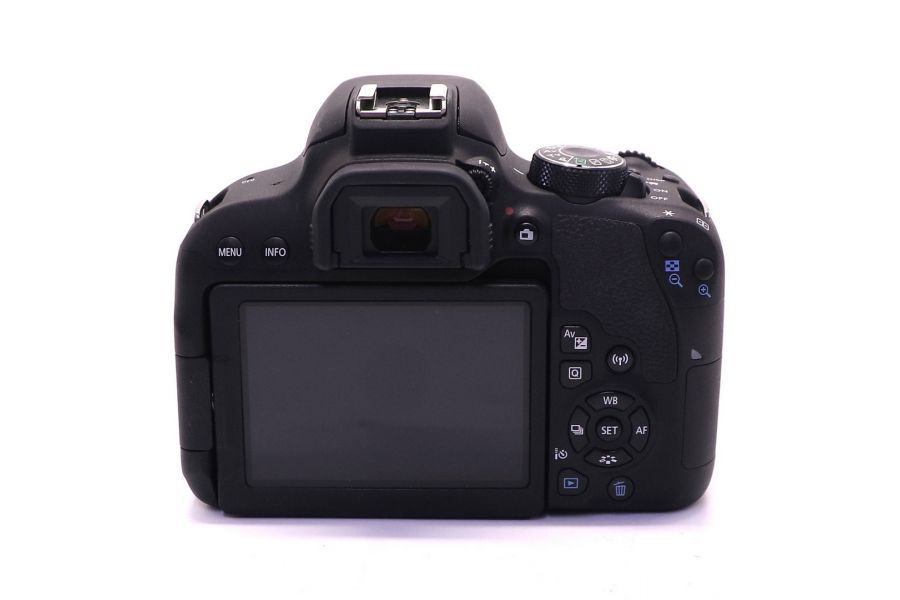 Canon EOS 800D body (пробег 80 кадров)