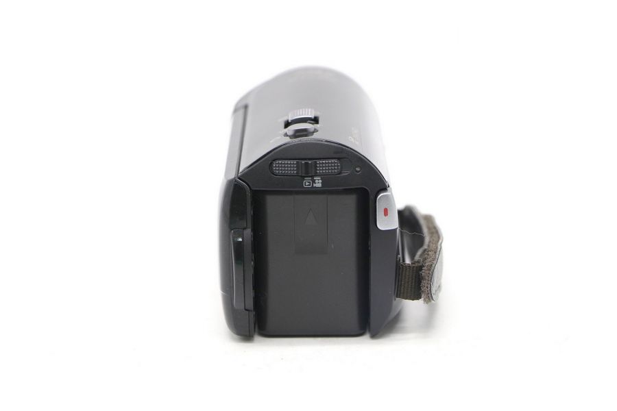 Видеокамера Panasonic HC-V130 в упаковке