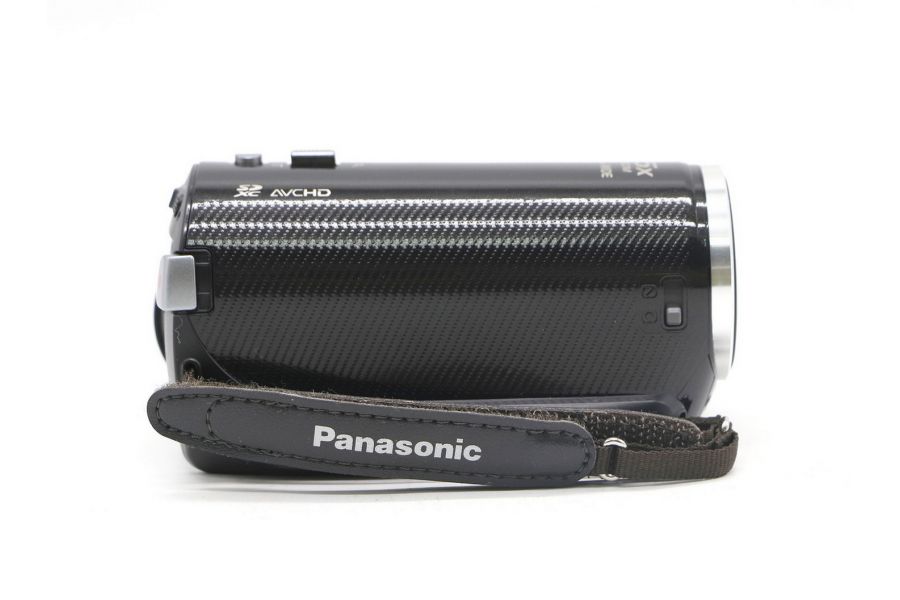Видеокамера Panasonic HC-V130 в упаковке