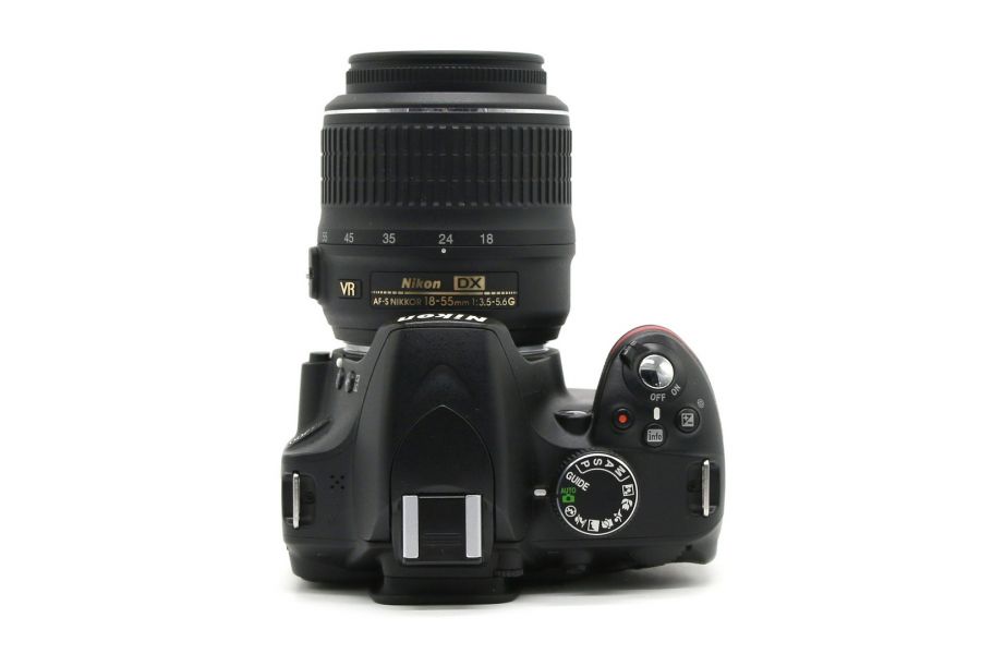Nikon D3200 kit в упаковке (пробег 12710 кадров)