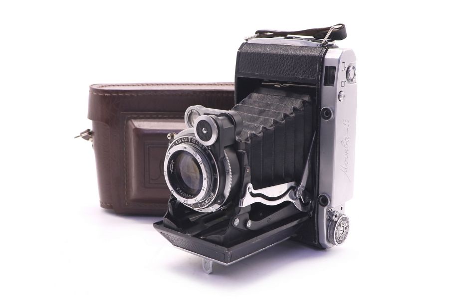 Фотокамера Москва 5 + Индустар-23-2 4.5/110mm