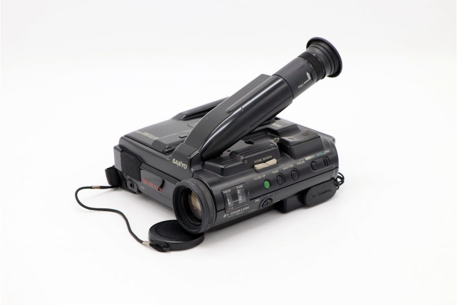 Видеокамера Sanyo VM-ES88P