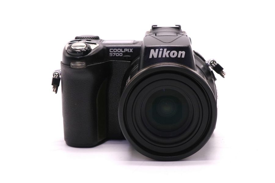 Nikon Coolpix E5700