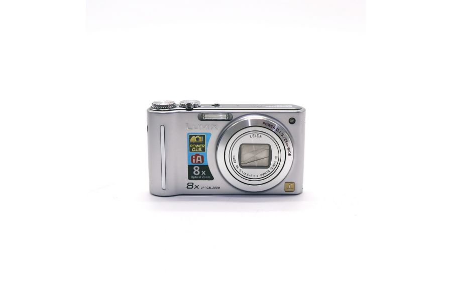 Panasonic Lumix DMC-ZX1 в упаковке