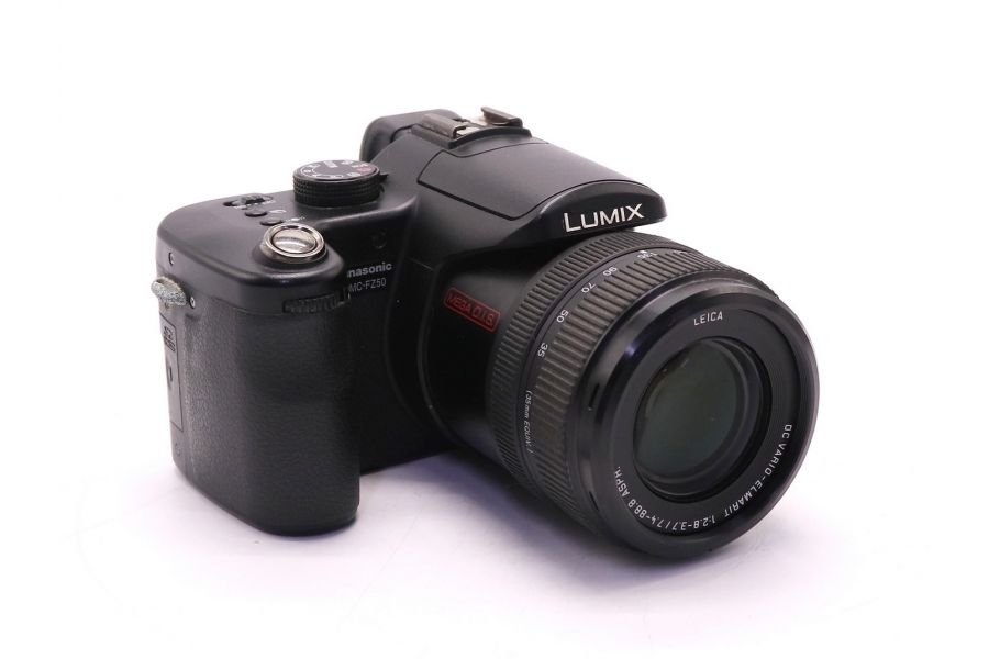 Panasonic Lumix DMC-FZ50 (Japan, 2010)