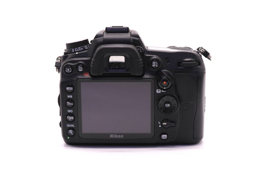 Nikon D7000 body в упаковке (пробег 74500 кадров)