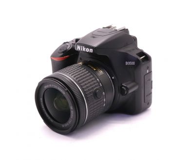 Nikon D3500 kit (пробег 16345 кадров)