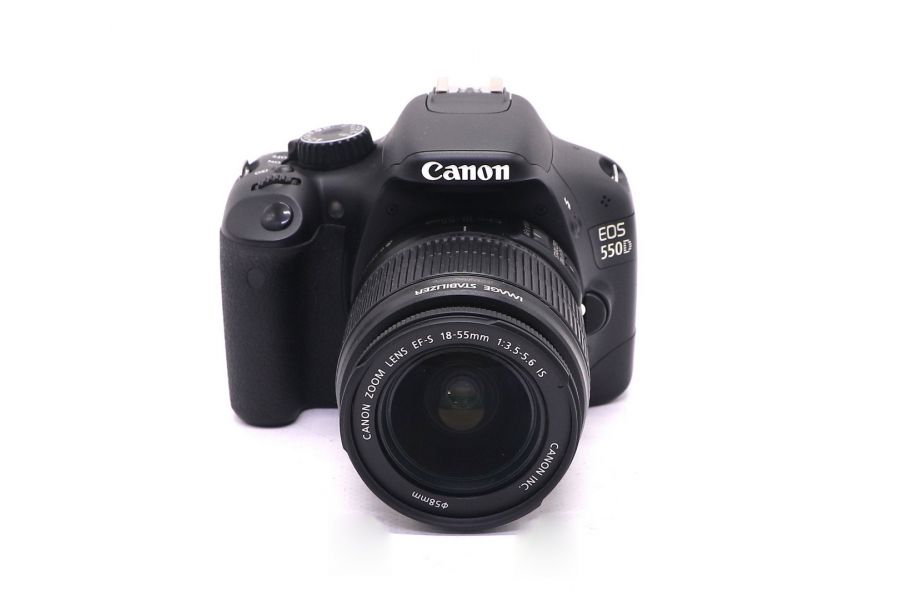 Canon EOS 550D kit (пробег 1535 кадров)