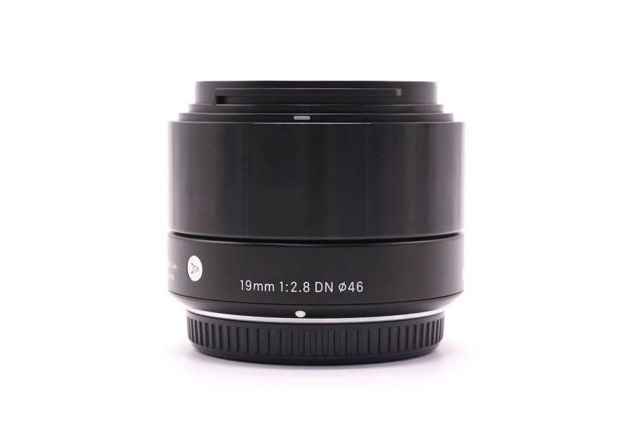 Sigma AF 19mm f/2.8 DN Art Micro 4/3 черный